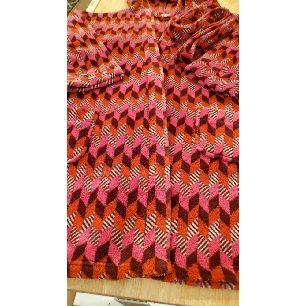 Vera Bradley Geometric Print Terry Short Robe Pink & Red - Picture 3 of 12